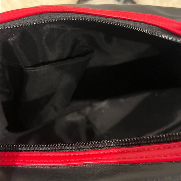 Roots vintage PVC shoulder handbag. - Picture 4 of 10